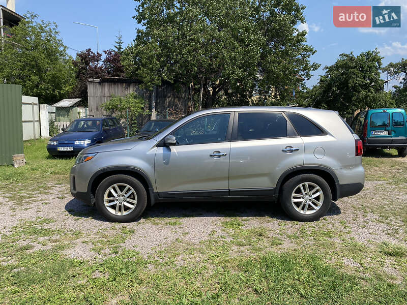 Внедорожник / Кроссовер Kia Sorento 2014 в Киеве