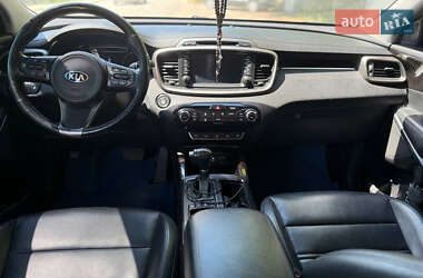 Внедорожник / Кроссовер Kia Sorento 2017 в 
