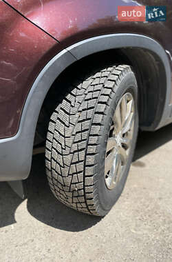 Внедорожник / Кроссовер Kia Sorento 2010 в 
