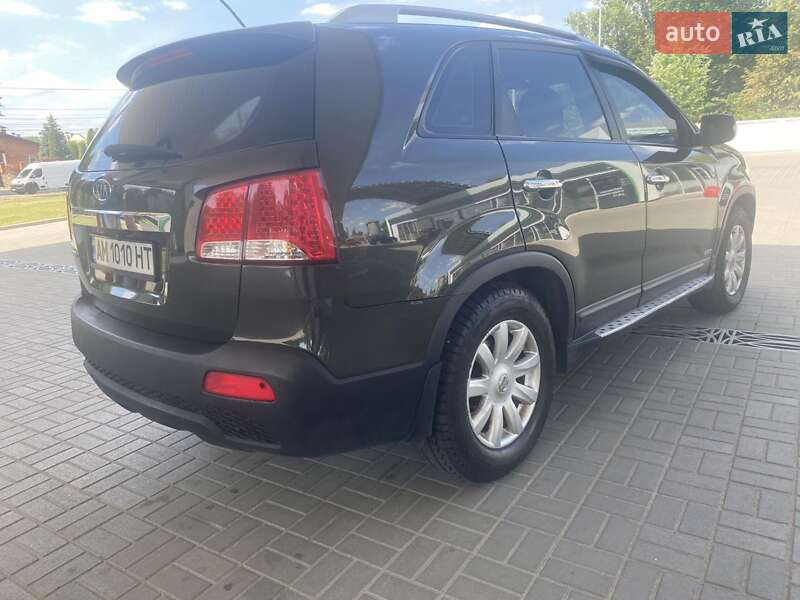 Внедорожник / Кроссовер Kia Sorento 2010 в Житомире