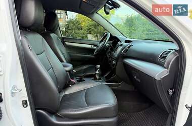 Внедорожник / Кроссовер Kia Sorento 2012 в 