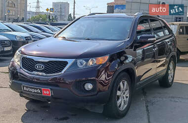 Внедорожник / Кроссовер Kia Sorento 2011 в Харькове