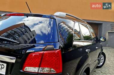 Внедорожник / Кроссовер Kia Sorento 2010 в 