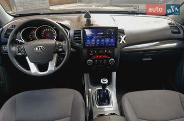 Внедорожник / Кроссовер Kia Sorento 2010 в 