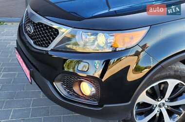 Внедорожник / Кроссовер Kia Sorento 2012 в 