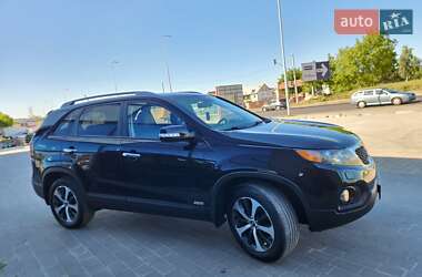 Внедорожник / Кроссовер Kia Sorento 2012 в 