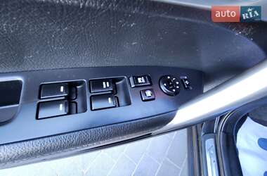 Внедорожник / Кроссовер Kia Sorento 2012 в 