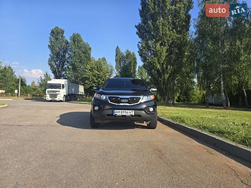 Внедорожник / Кроссовер Kia Sorento 2011 в Житомире