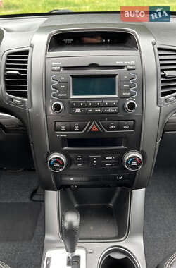 Внедорожник / Кроссовер Kia Sorento 2010 в 