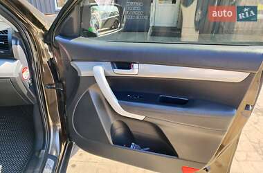 Внедорожник / Кроссовер Kia Sorento 2011 в 