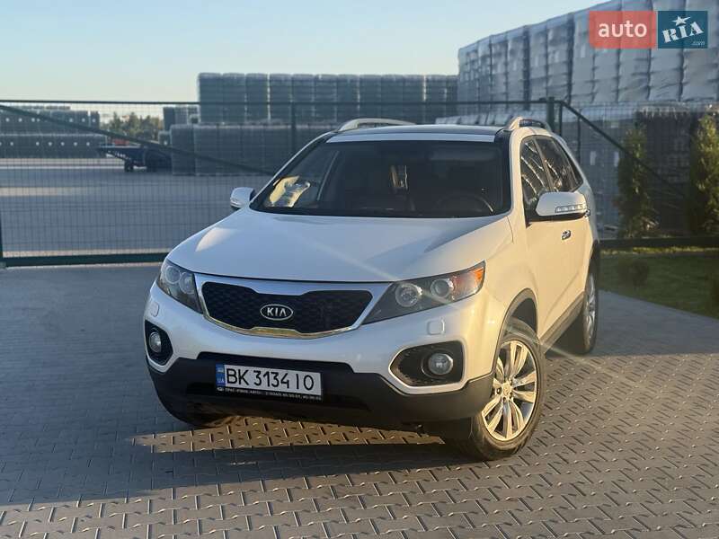 Внедорожник / Кроссовер Kia Sorento 2011 в Рокитном