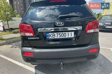 Внедорожник / Кроссовер Kia Sorento 2011 в 