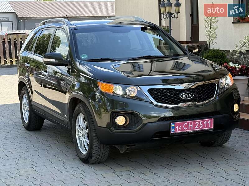 Внедорожник / Кроссовер Kia Sorento 2010 в Стрые