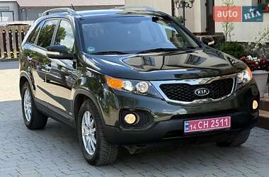 Внедорожник / Кроссовер Kia Sorento 2010 в 