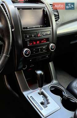Внедорожник / Кроссовер Kia Sorento 2010 в 