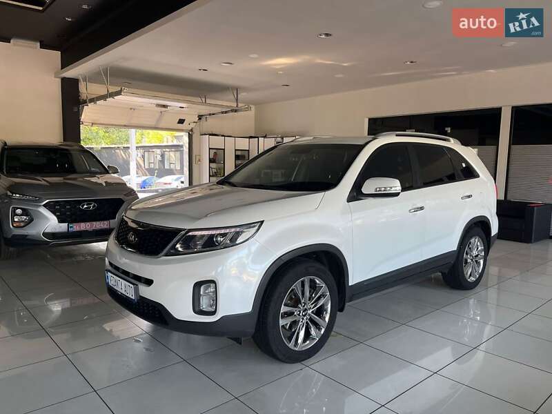 Внедорожник / Кроссовер Kia Sorento 2014 в 