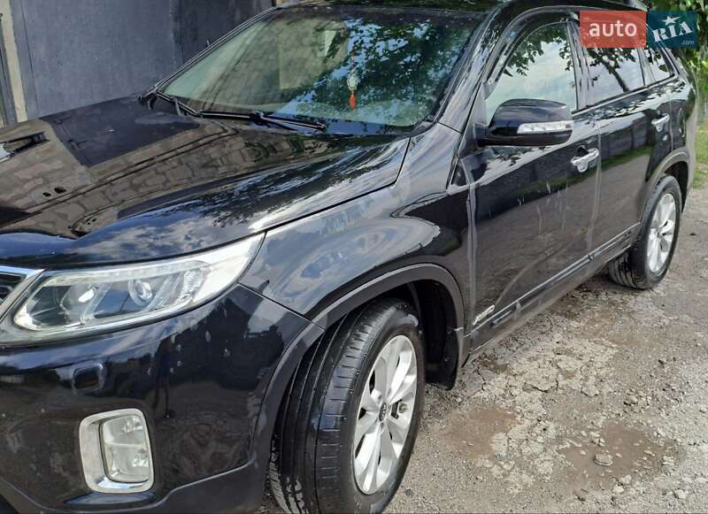 Внедорожник / Кроссовер Kia Sorento 2013 в Каменском