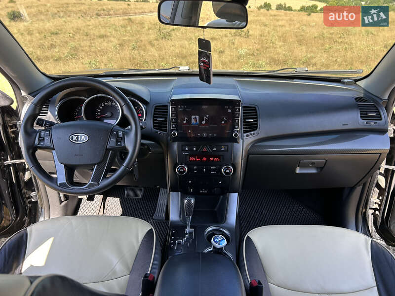 Внедорожник / Кроссовер Kia Sorento 2010 в Бершади
