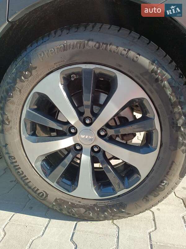 Позашляховик / Кросовер Kia Sorento 2016 в Києві