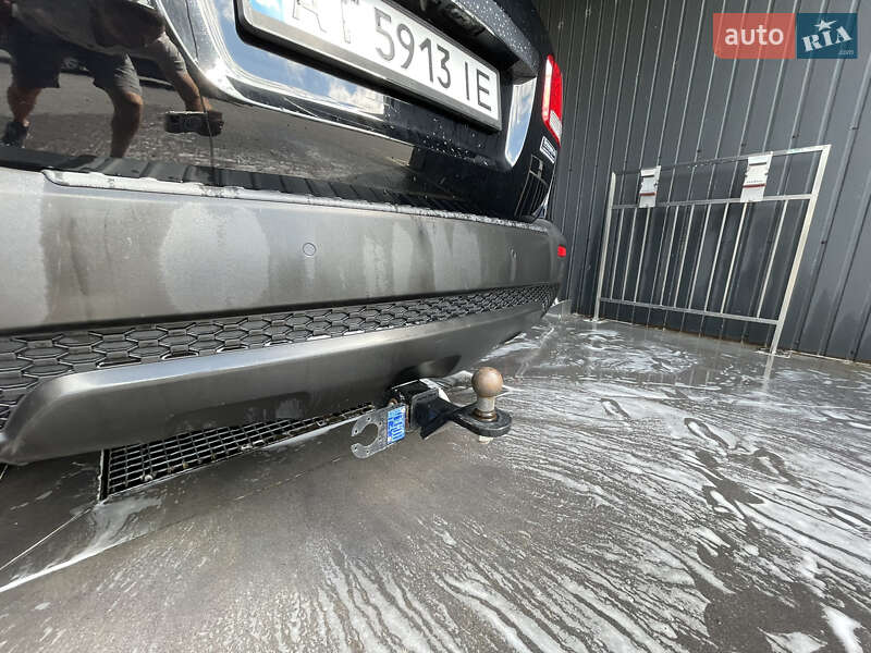 Внедорожник / Кроссовер Kia Sorento 2011 в Надворной