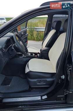 Внедорожник / Кроссовер Kia Sorento 2009 в 