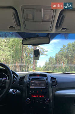 Внедорожник / Кроссовер Kia Sorento 2012 в 