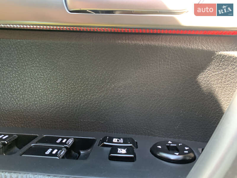 Внедорожник / Кроссовер Kia Sorento 2012 в Вараше