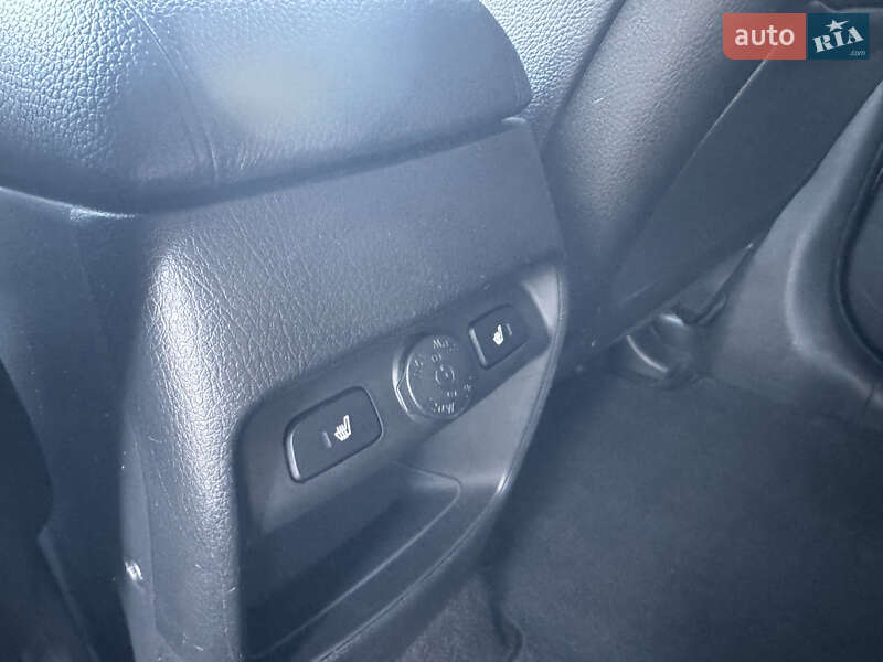Внедорожник / Кроссовер Kia Sorento 2014 в Луцке