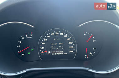 Внедорожник / Кроссовер Kia Sorento 2014 в 