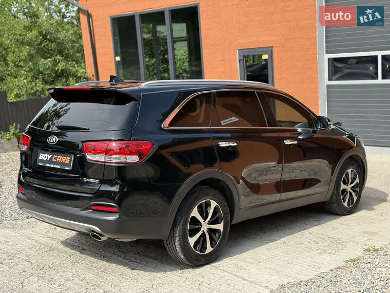 Позашляховик / Кросовер Kia Sorento 2017 в Івано-Франківську