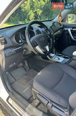 Внедорожник / Кроссовер Kia Sorento 2010 в 