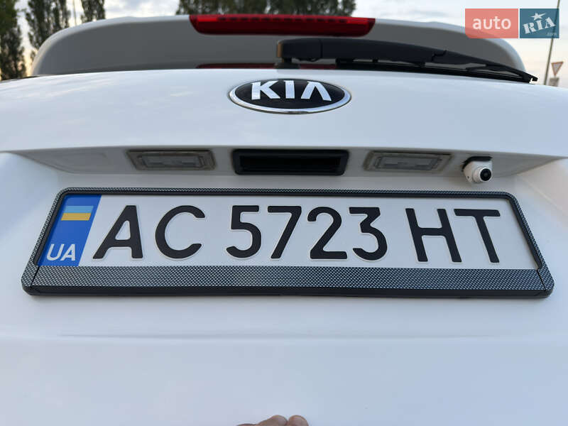 Позашляховик / Кросовер Kia Sorento 2015 в Луцьку