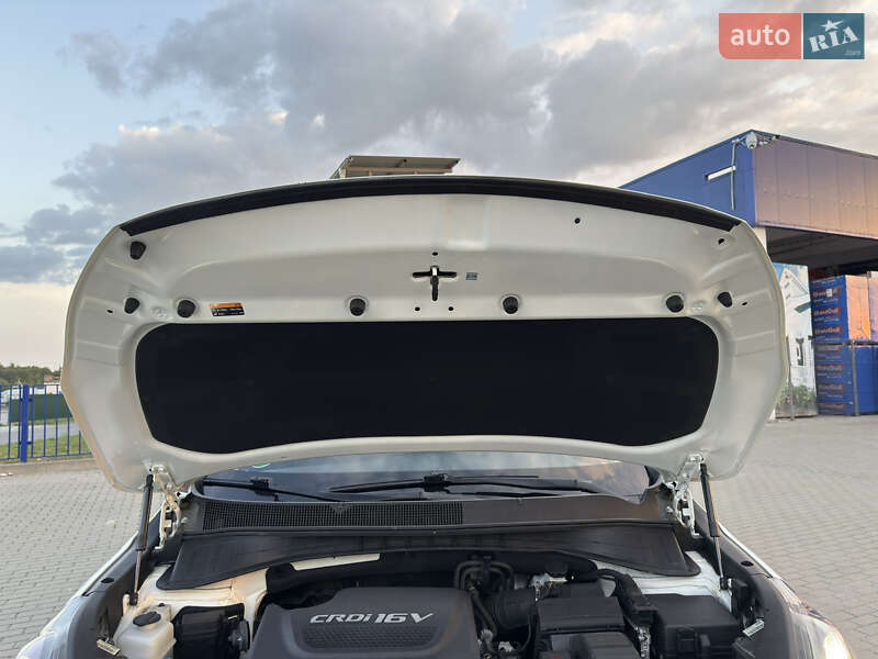 Позашляховик / Кросовер Kia Sorento 2015 в Луцьку