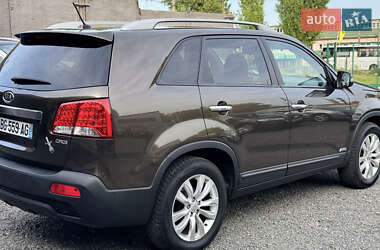Внедорожник / Кроссовер Kia Sorento 2011 в 