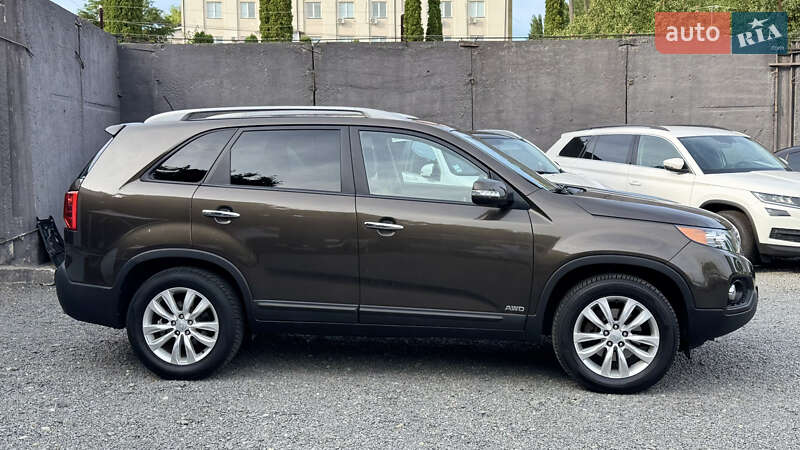 Внедорожник / Кроссовер Kia Sorento 2011 в Хмельницком