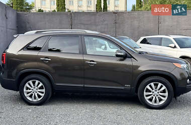 Внедорожник / Кроссовер Kia Sorento 2011 в 