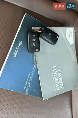 Внедорожник / Кроссовер Kia Sorento 2011 в 