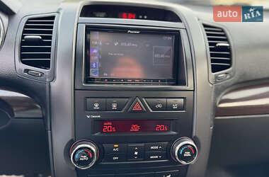 Внедорожник / Кроссовер Kia Sorento 2011 в 
