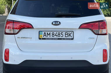 Внедорожник / Кроссовер Kia Sorento 2013 в 