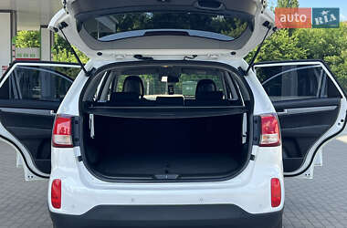 Внедорожник / Кроссовер Kia Sorento 2013 в 