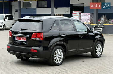 Внедорожник / Кроссовер Kia Sorento 2011 в 