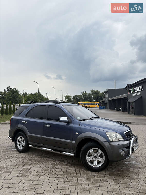 Внедорожник / Кроссовер Kia Sorento 2004 в Дрогобыче