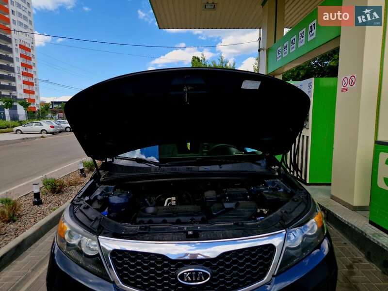 Внедорожник / Кроссовер Kia Sorento 2012 в Броварах