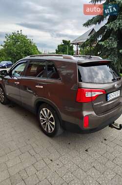 Внедорожник / Кроссовер Kia Sorento 2013 в 