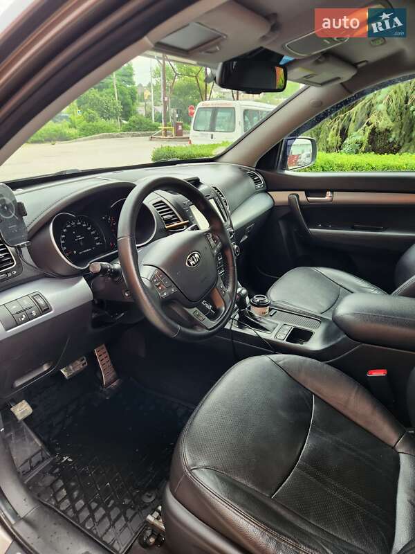 Внедорожник / Кроссовер Kia Sorento 2013 в Кременце