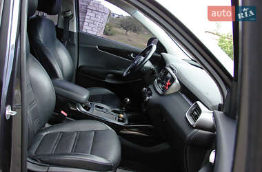 Внедорожник / Кроссовер Kia Sorento 2015 в 