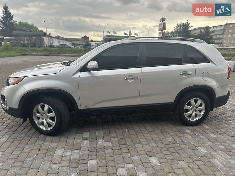 Внедорожник / Кроссовер Kia Sorento 2012 в Городенке
