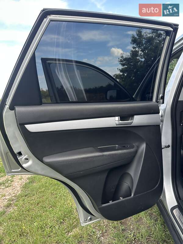 Внедорожник / Кроссовер Kia Sorento 2012 в Городенке
