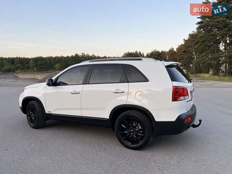 Внедорожник / Кроссовер Kia Sorento 2011 в Радивилове