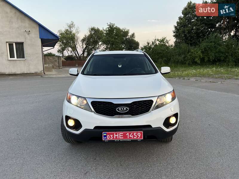 Внедорожник / Кроссовер Kia Sorento 2011 в Радивилове